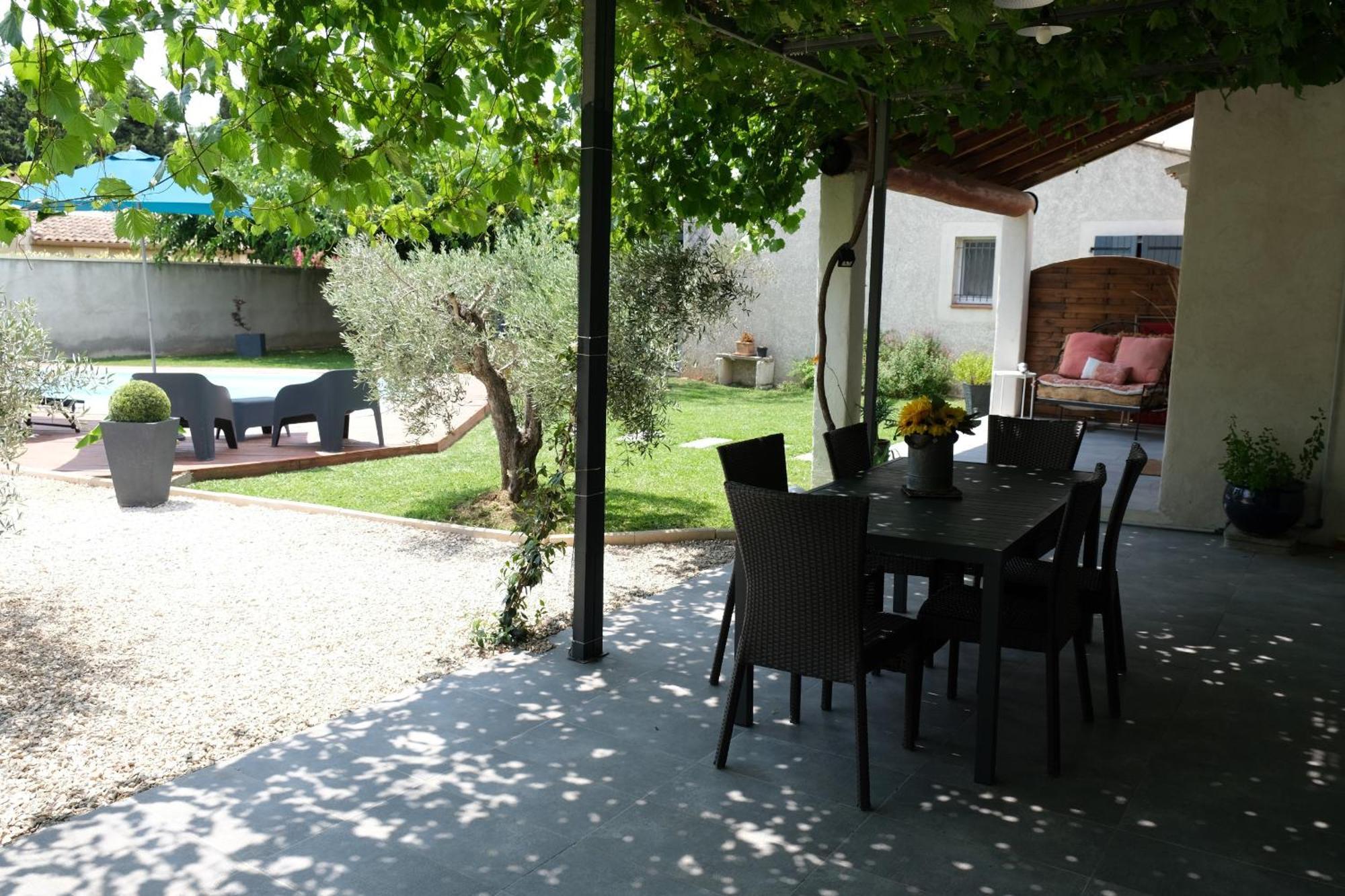 Very Pleasant House With Swimming Pool In Mouries, Near Les Baux De Provence In The Alpilles - 6 Peopleヴィラ エクステリア 写真